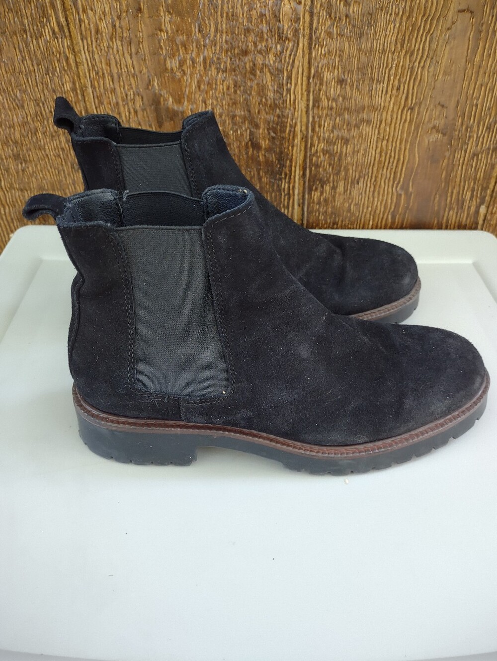 Enzo Tesoti Black Suede Chelsea Lug Ankle Boots Women's 9